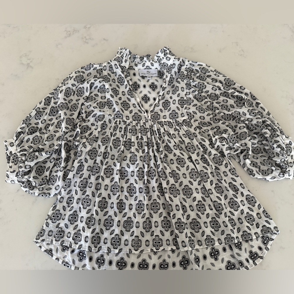 Never a Wallflower High Neck Top XS White Black Floral Puff Sleeves Boho Cotton
